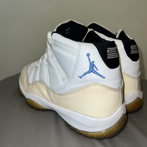 Jordan 11 - Picture 4 of 12
